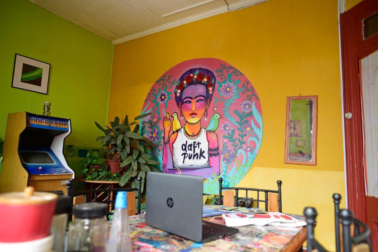 De Colores Hostal Valparaíso Extérieur photo